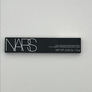 NARS Enigmatic Eyeshadow Stick in enigmatic.
